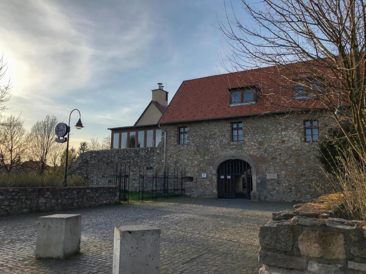 Huszarvar Hotel Kastelyszallo Szerencs Zewnętrze zdjęcie