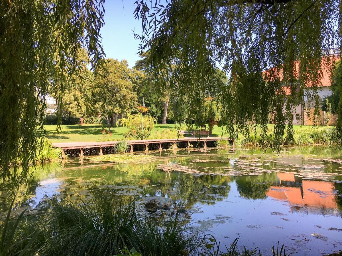Huszarvar Hotel Kastelyszallo Szerencs Zewnętrze zdjęcie