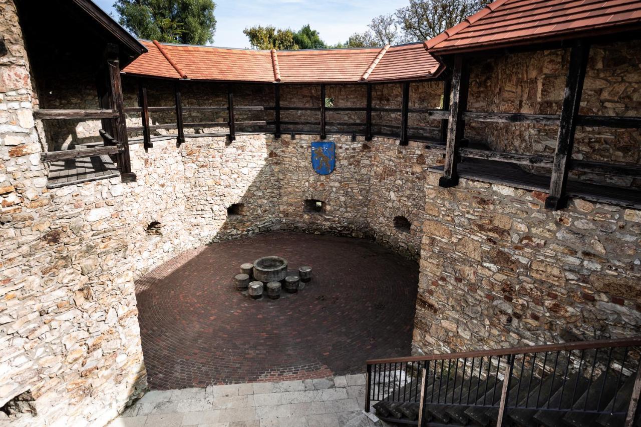 Huszarvar Hotel Kastelyszallo Szerencs Zewnętrze zdjęcie