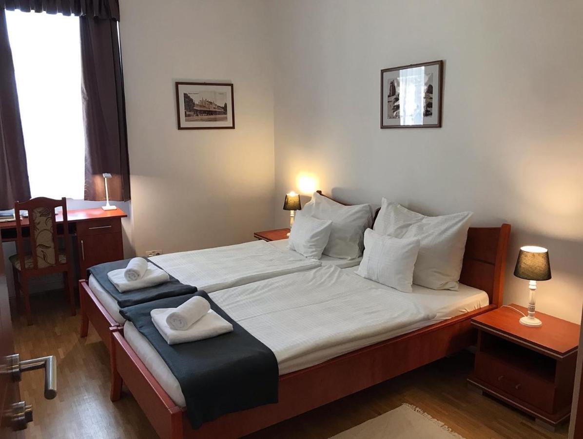 Huszarvar Hotel Kastelyszallo Szerencs Zewnętrze zdjęcie